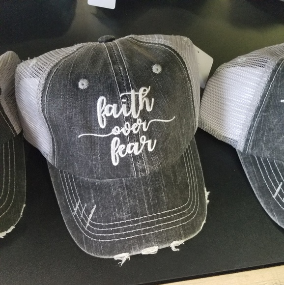 womens trucker style hats